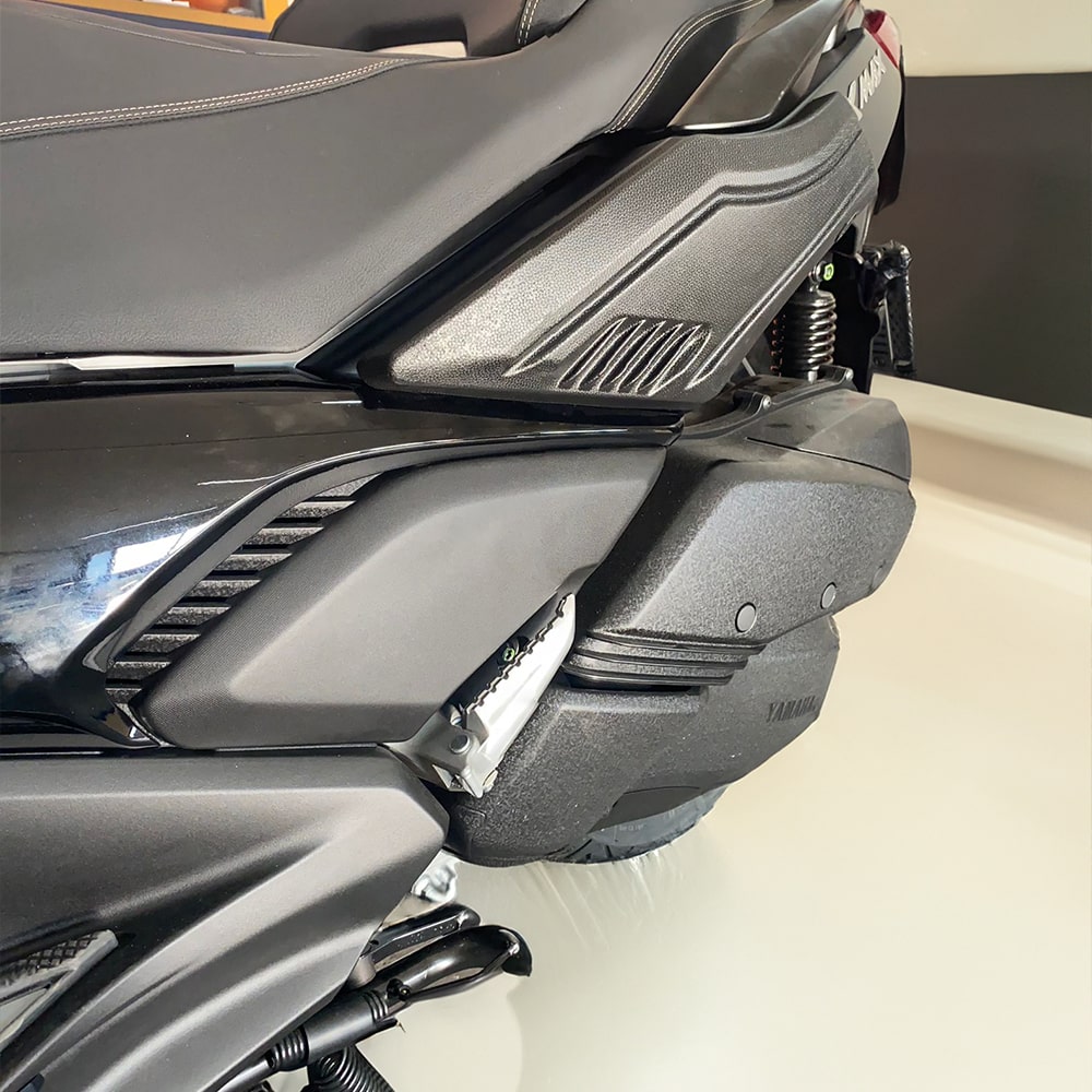 YAMAHA%20XMAX%20250%20SELE%20ALTI%20KORUMA%20(EN%20SON%20KASA%20ELEKTRONİK%20GÖSTERGE)