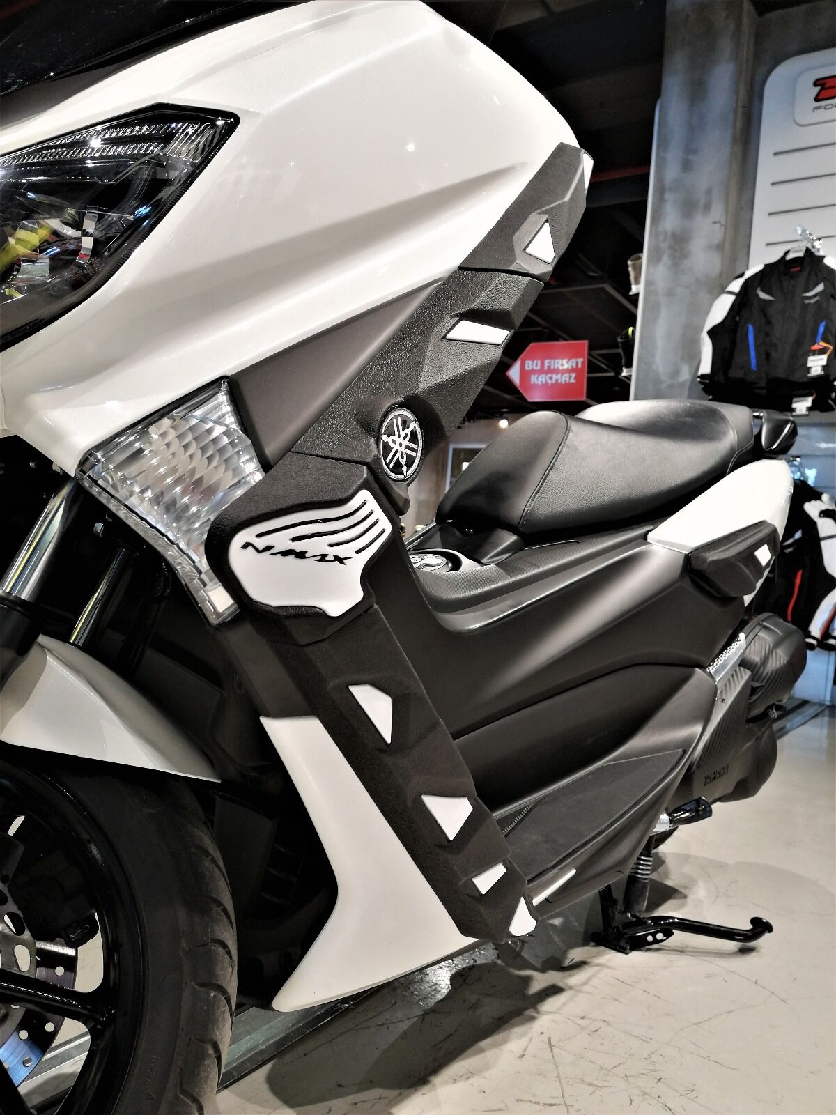 YAMAHA%20NMAX%20125/155%20%20BACAK%20KORUMA%20(2015-2019)